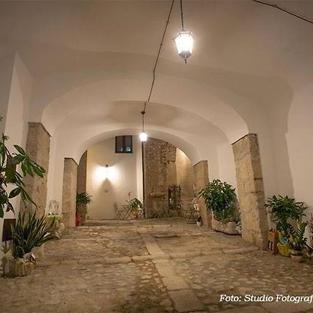 Bed and Breakfast Casa Vacanze - Franco Ed Enza San Gregorio Magno Экстерьер фото