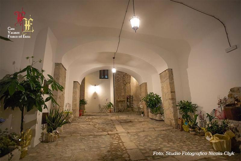 Bed and Breakfast Casa Vacanze - Franco Ed Enza San Gregorio Magno Экстерьер фото
