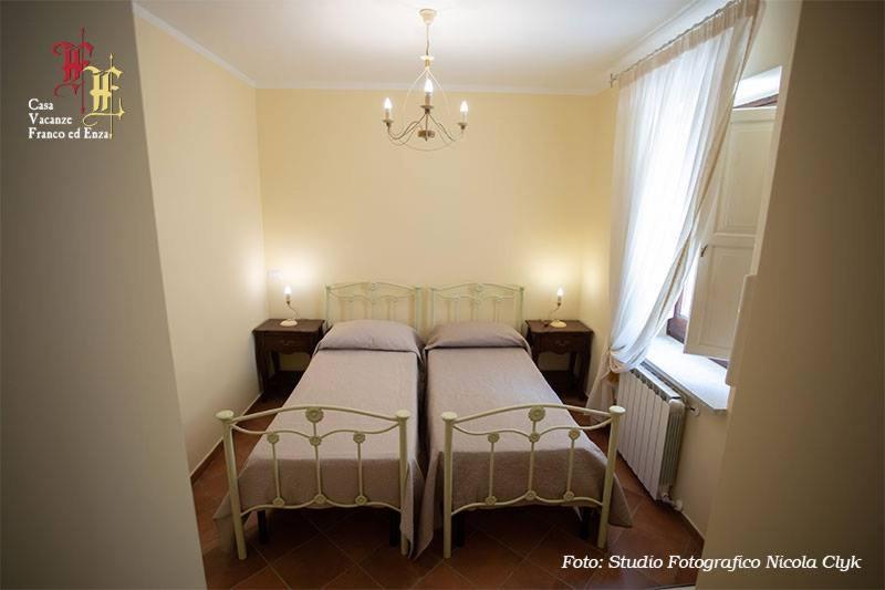Bed and Breakfast Casa Vacanze - Franco Ed Enza San Gregorio Magno Экстерьер фото