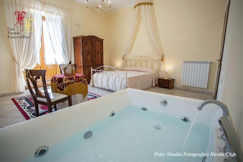 Bed and Breakfast Casa Vacanze - Franco Ed Enza San Gregorio Magno Экстерьер фото